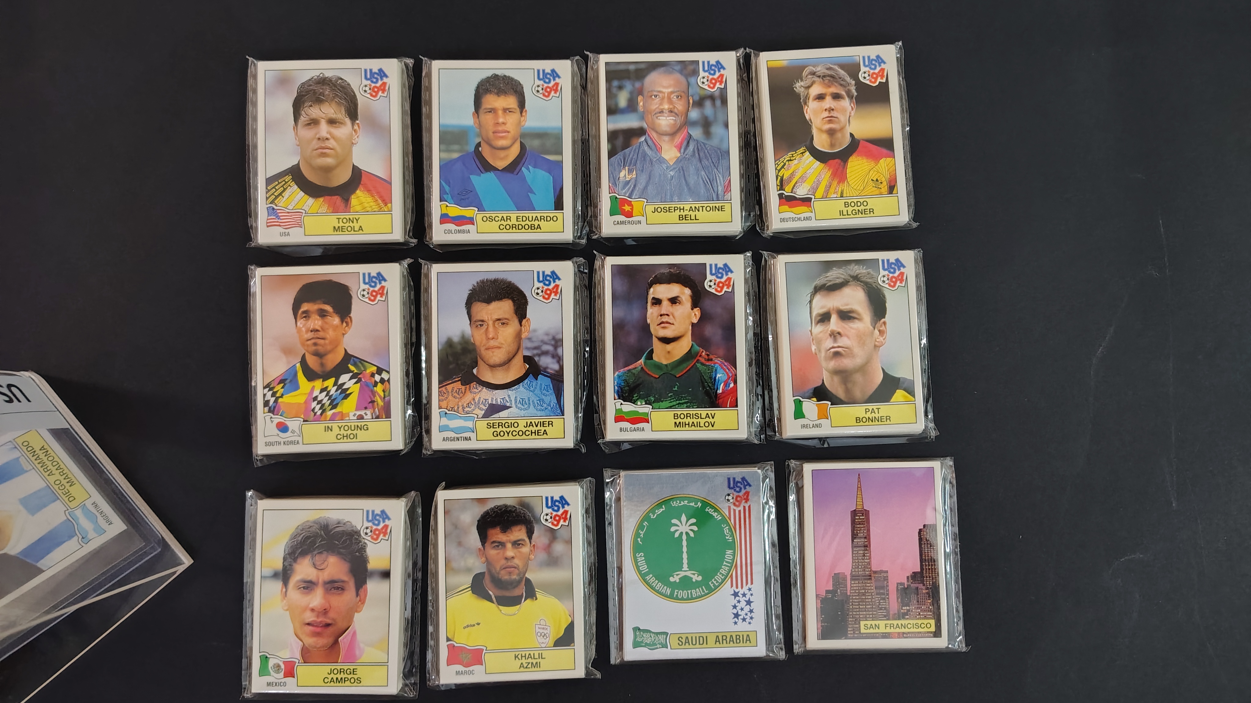 PANINI COMPLETE STICKERS SET INTERNATIONAL 444 ED.